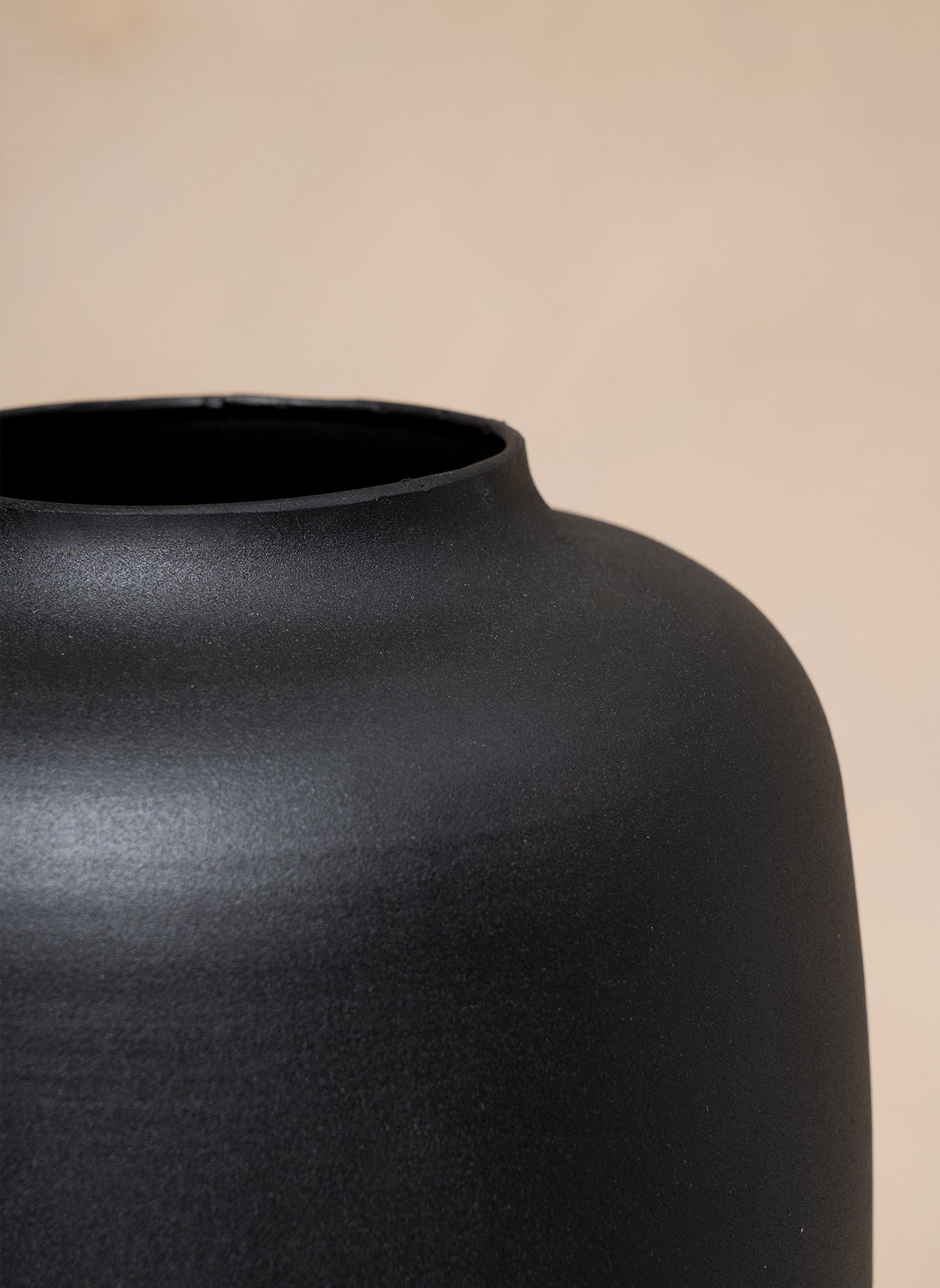 Nola Vase XL - Matt Schwarz