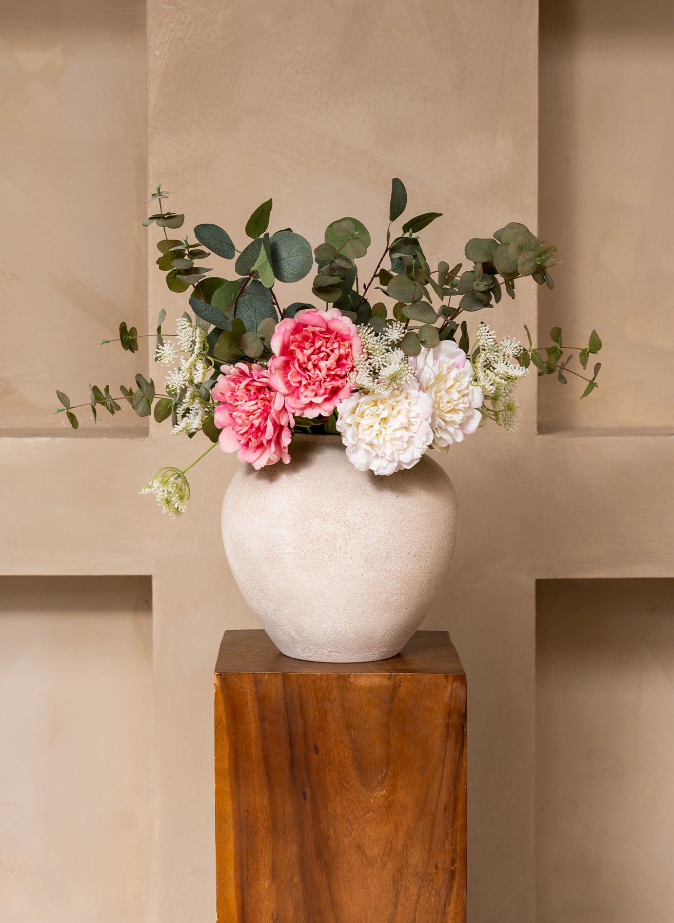 Pfingstrosenarrangement