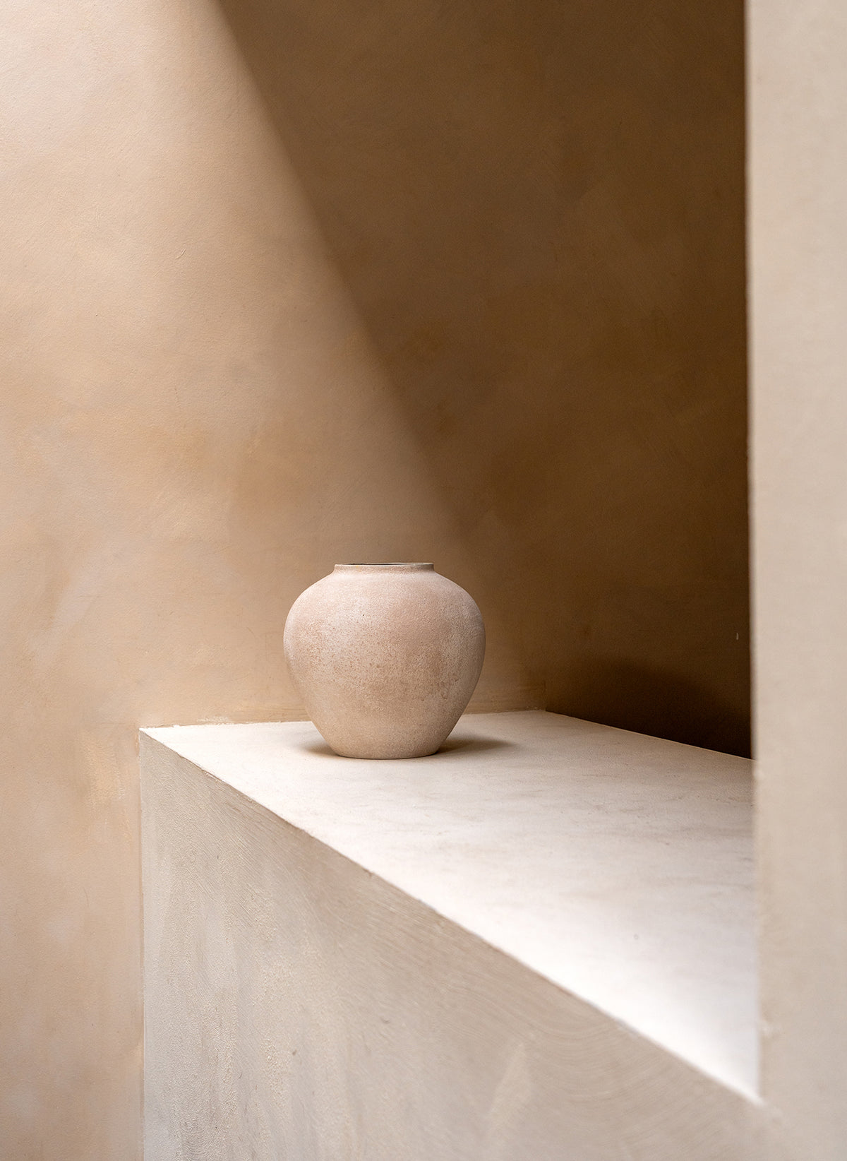 Sena Vase