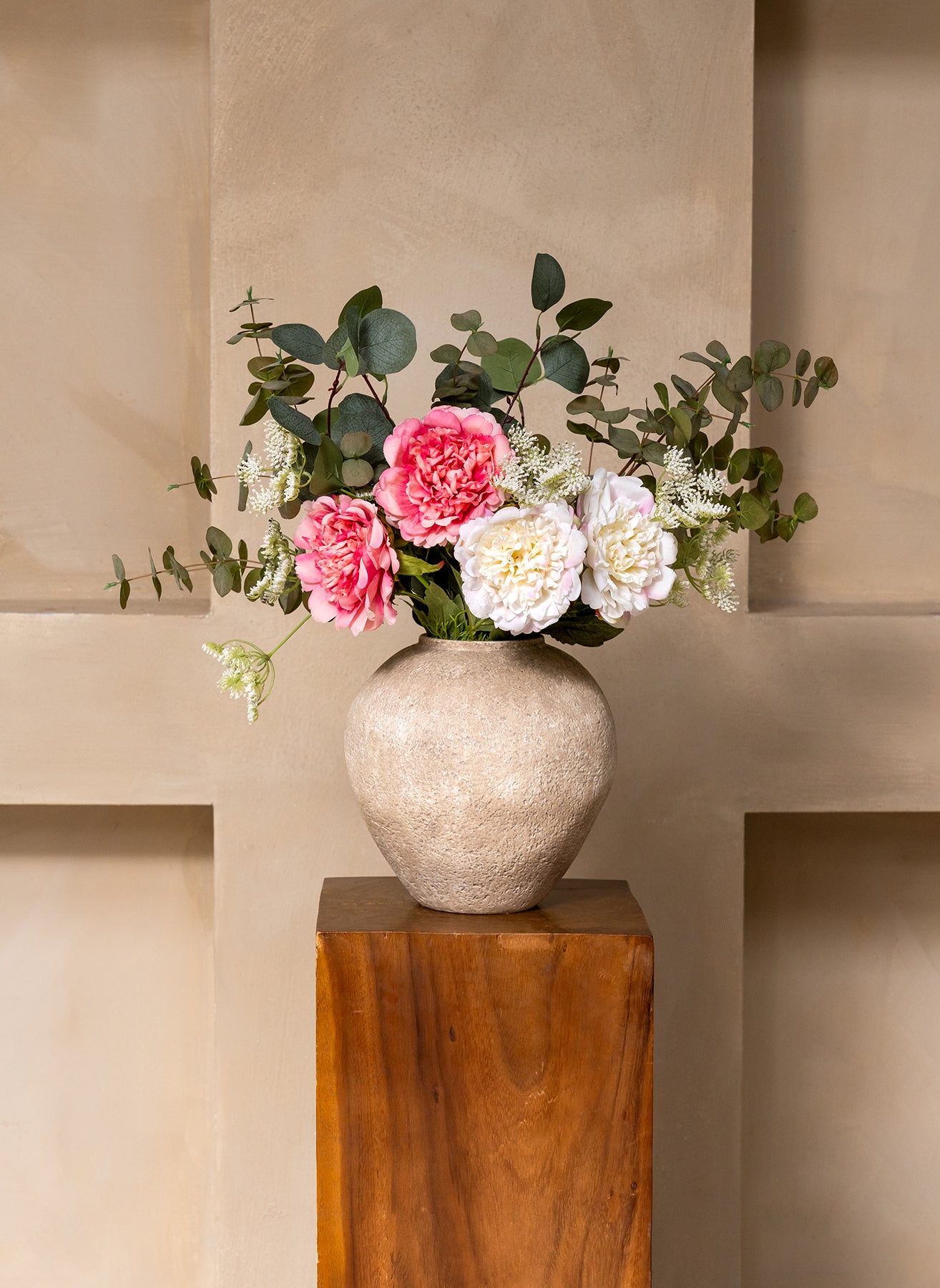 Pfingstrosenarrangement