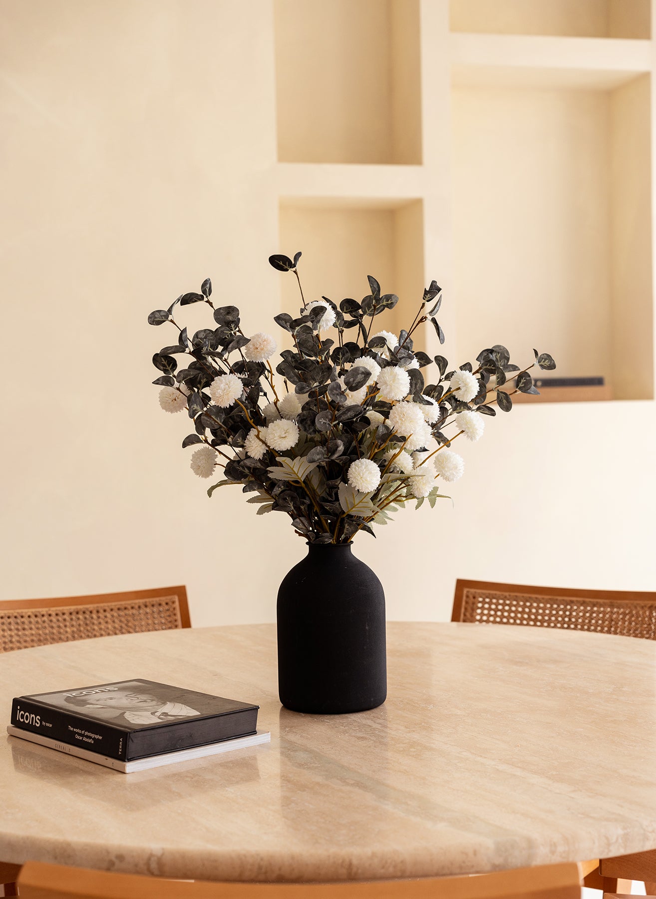 Zusammengestellter Blumenstrauß - Grün & Weiß