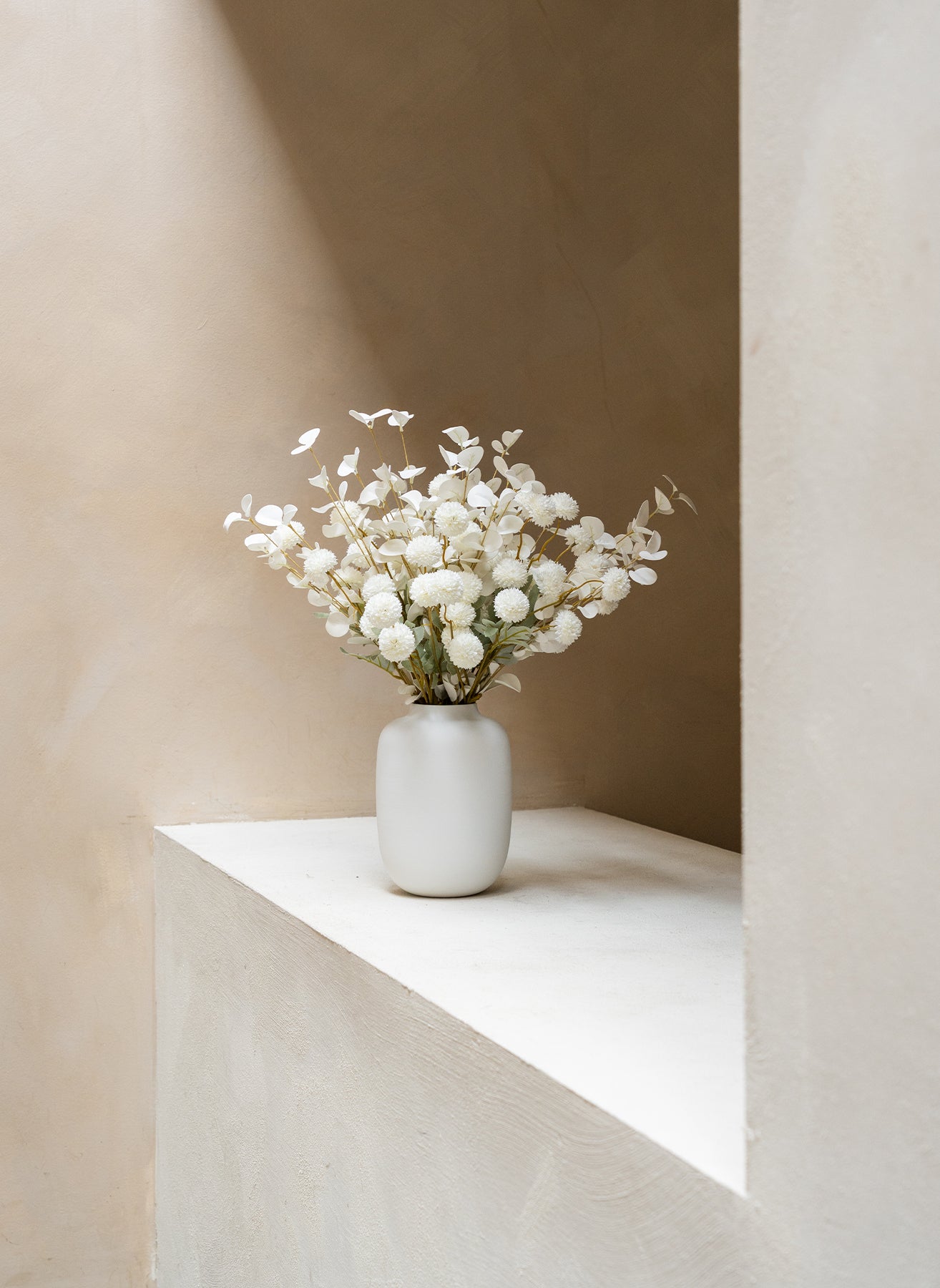 Zusammengestellter Blumenstrauß - Elfenbein