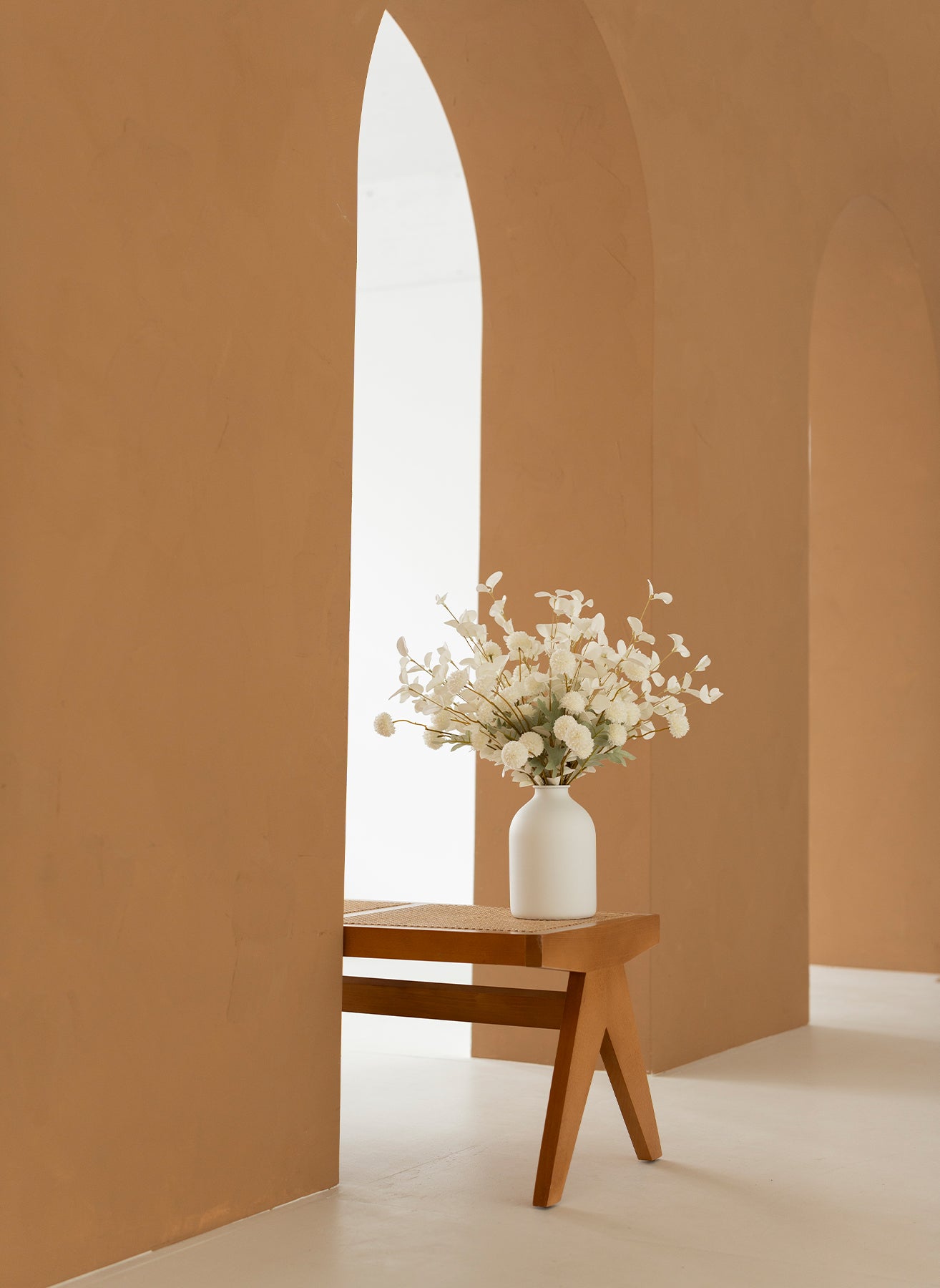 Zusammengestellter Blumenstrauß - Elfenbein