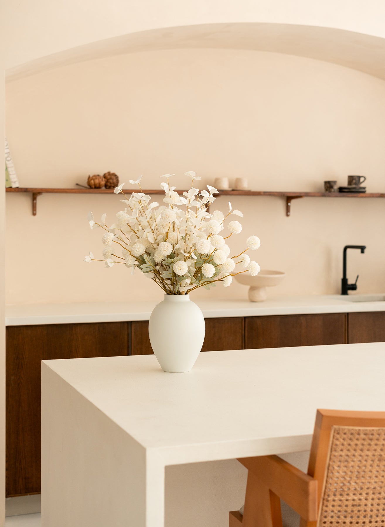 Zusammengestellter Blumenstrauß - Elfenbein