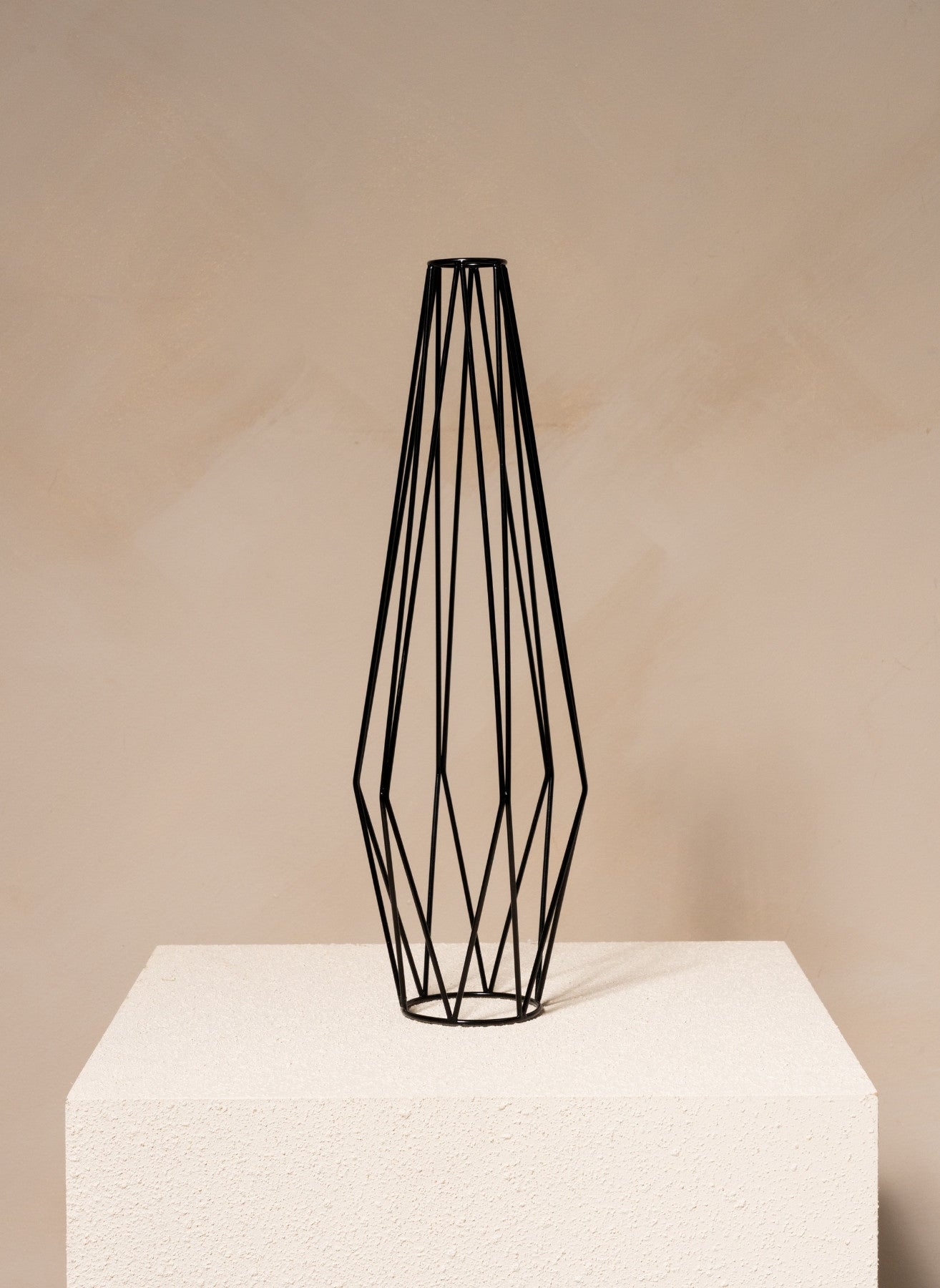 Lange Lux-Vase - Schwarz